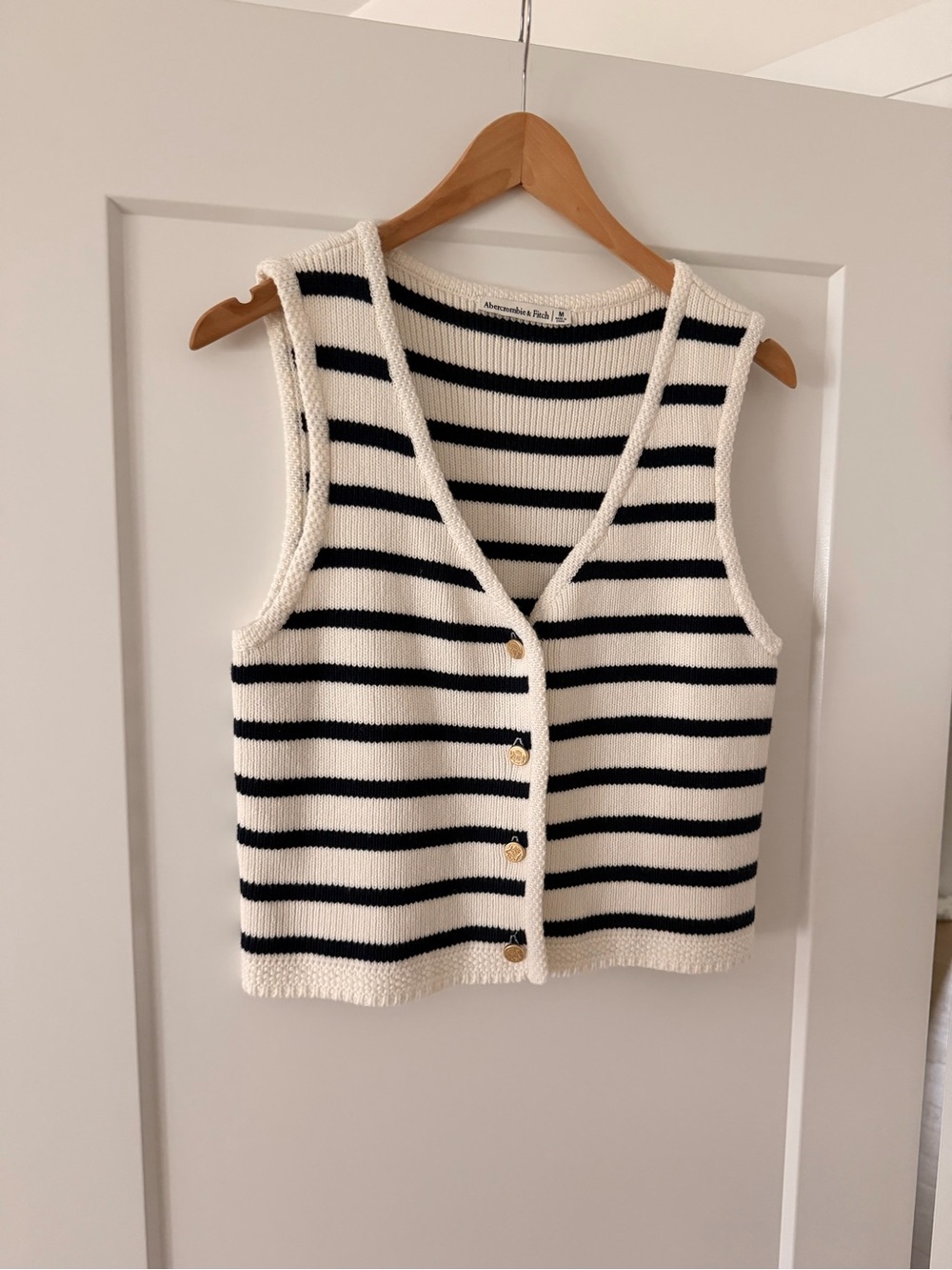 Abercrombie & Fitch Cream and Black Striped Knit Vest